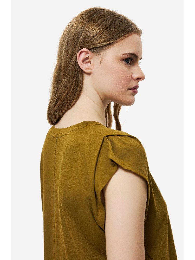 Dirty Laundry olive boxy t-shirt with sleeve detail