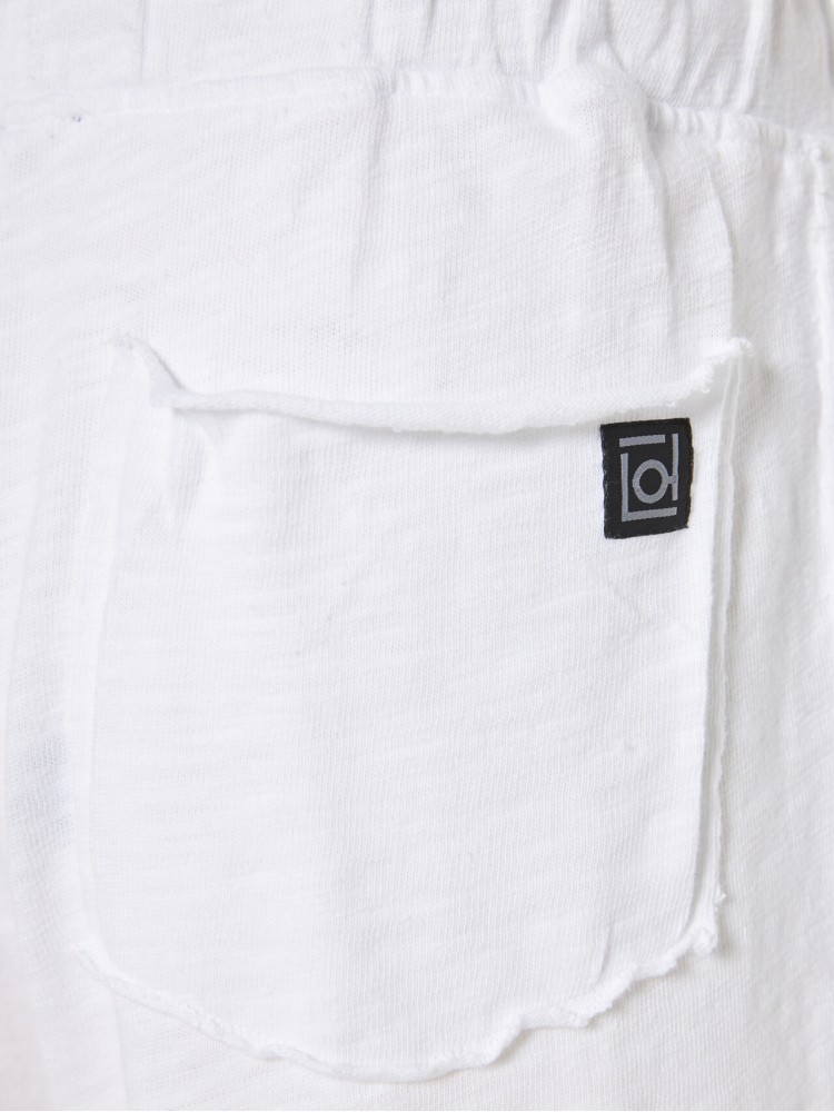 Dirty Laundry white sweatbermuda with raw edges