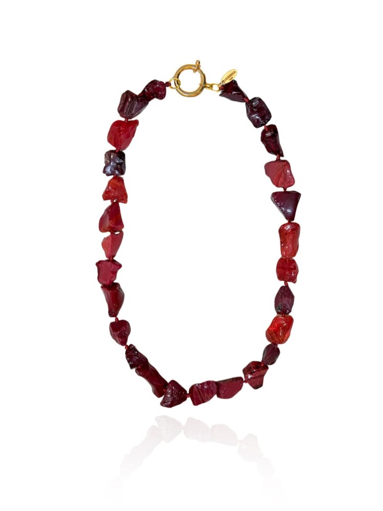 Hermina Venus red rock necklace