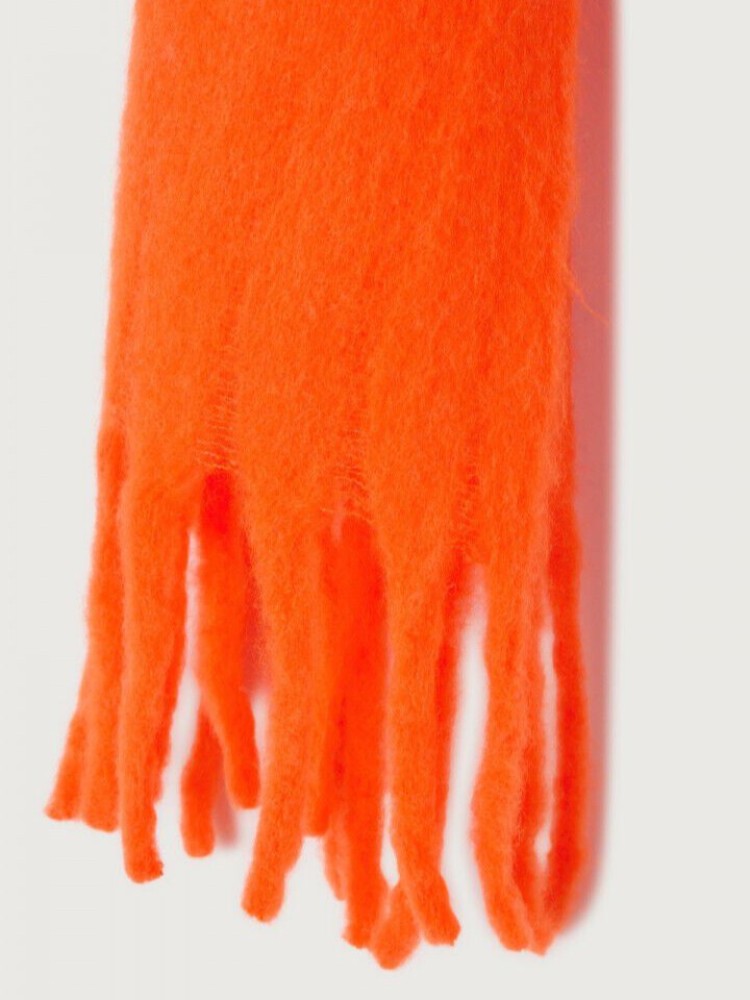 American vintage Zinaco fluorescent fire unisex κασκόλ