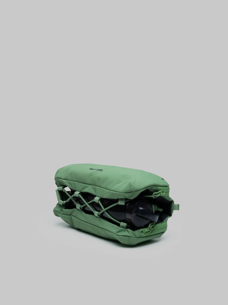 Topologie Bottle Sacoche Medium Ivy Green Papery bag