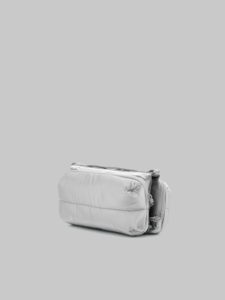 Topologie Bottle Sacoche Medium Chrome Space Coated τσάντα
